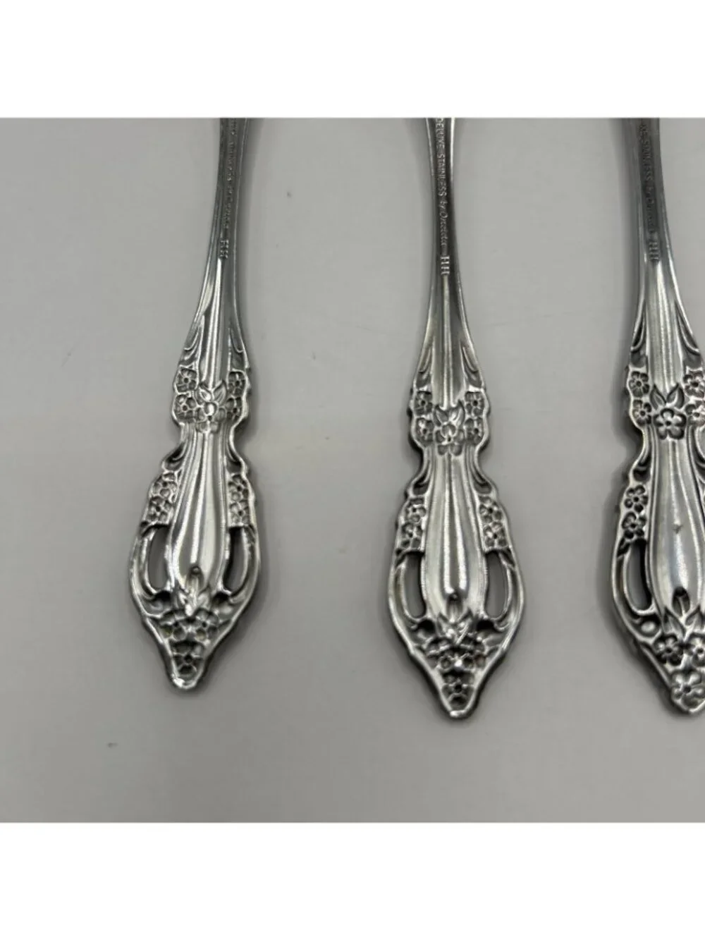 Oneida Raphael Dinner Salad Forks Distinction Deluxe Stainless Flatware Lot Of 4